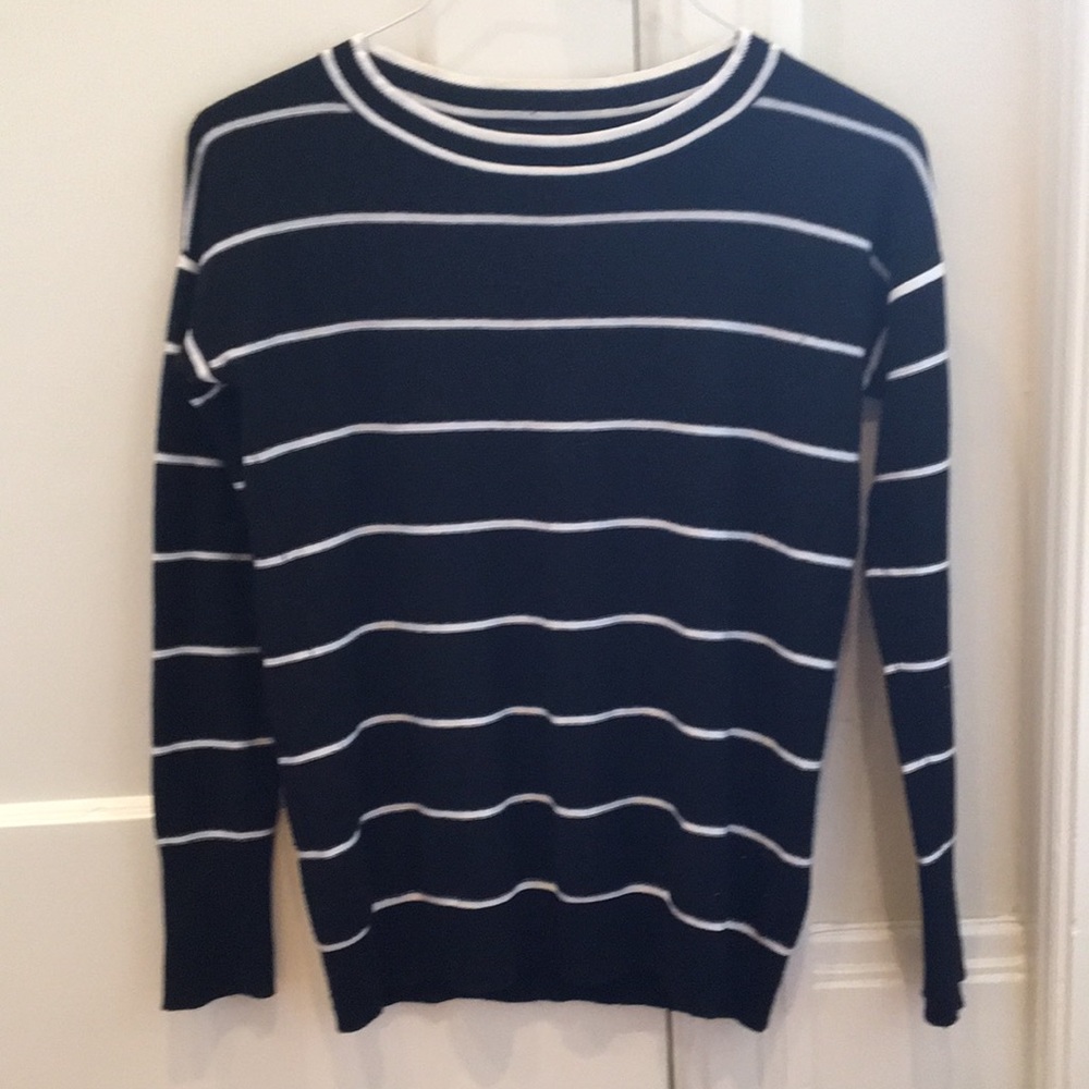 Banana Republic Italian wool/cashmere sweater